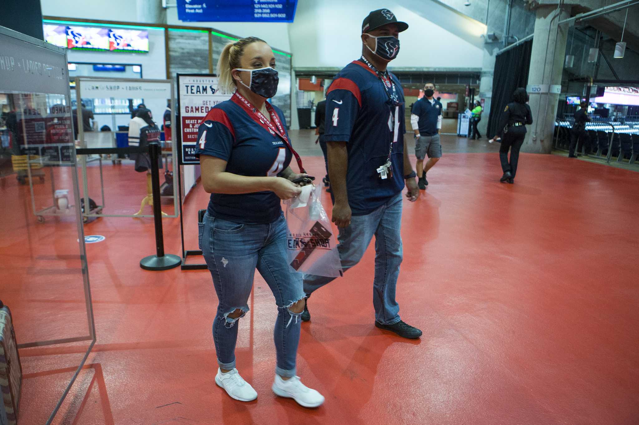 Another game with mostly away fans and lots of empty seats : r/Texans