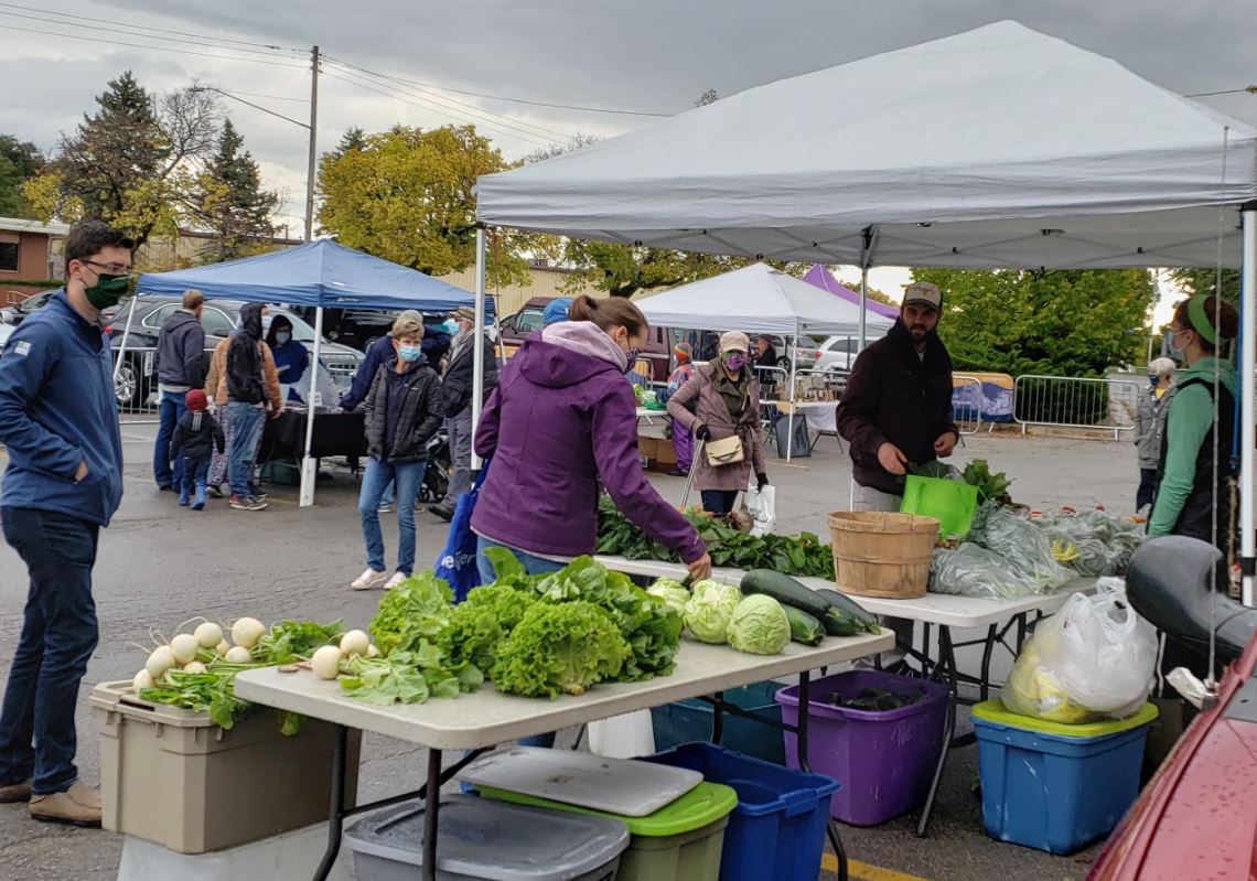 we-never-lost-our-local-crowd-says-farmers-market-manager