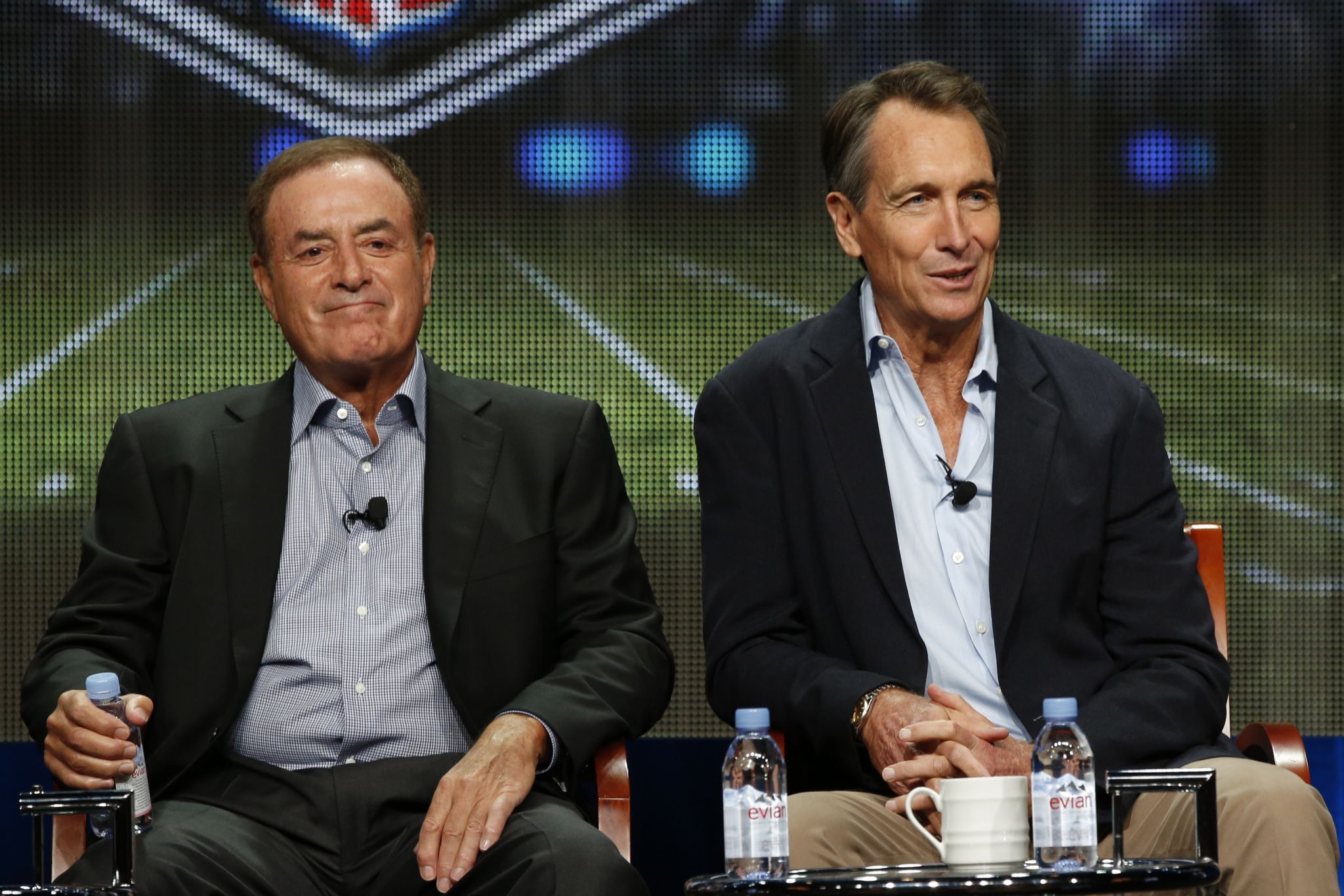 Al Michaels and Cris Collinsworth were big babies about wearing masks for Sunday  Night Football – New York Daily News