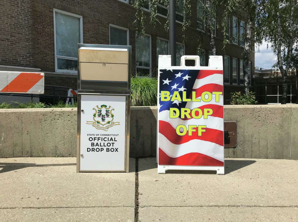 Absentee ballots are now being accepted for the special election to replace Senator Carlo Leone, who recently was tapped for a position in Gov. Ned Lamont’s administration.