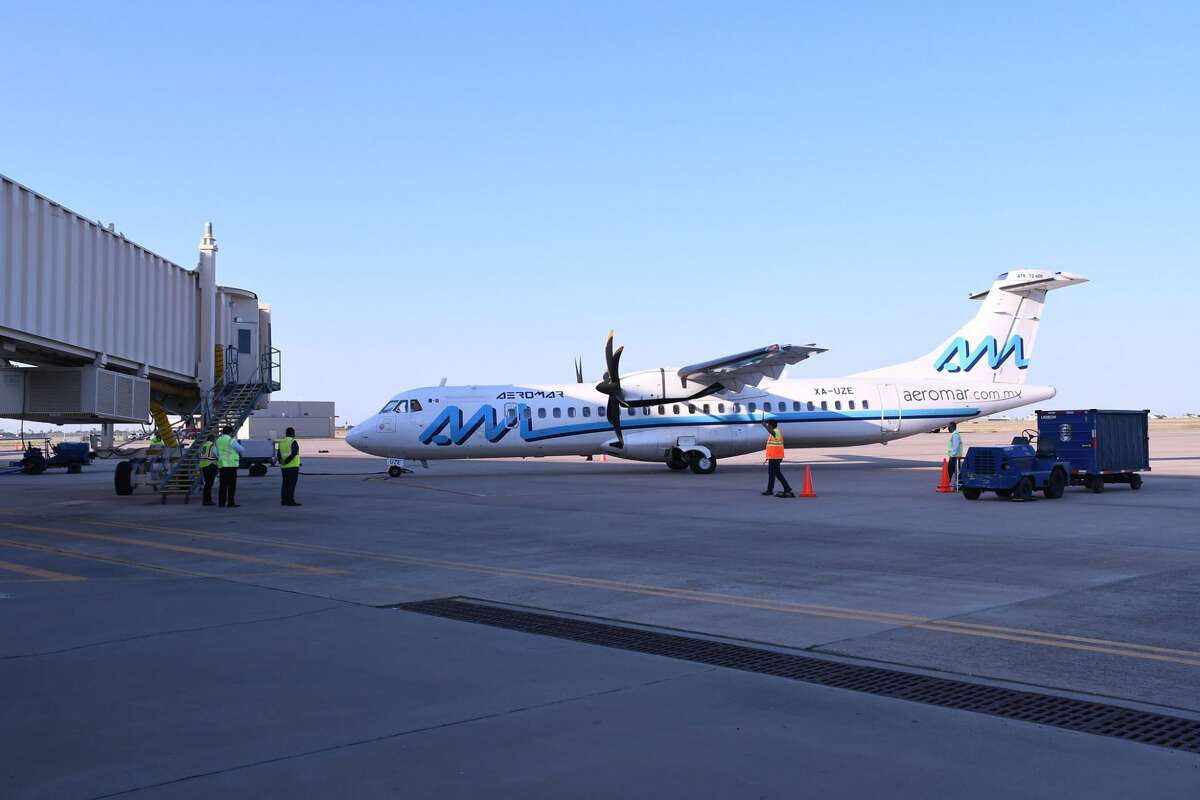 Laredo airport director recognized as one of the best in nation