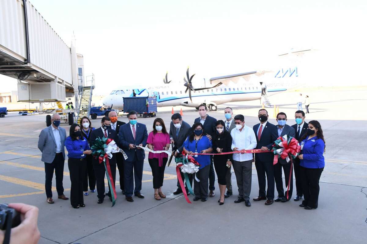 The inaugural flight for AeroMar landed at Laredo International Airport on Monday, October 5, 2020.  The airline will offer flights to Mexico City.