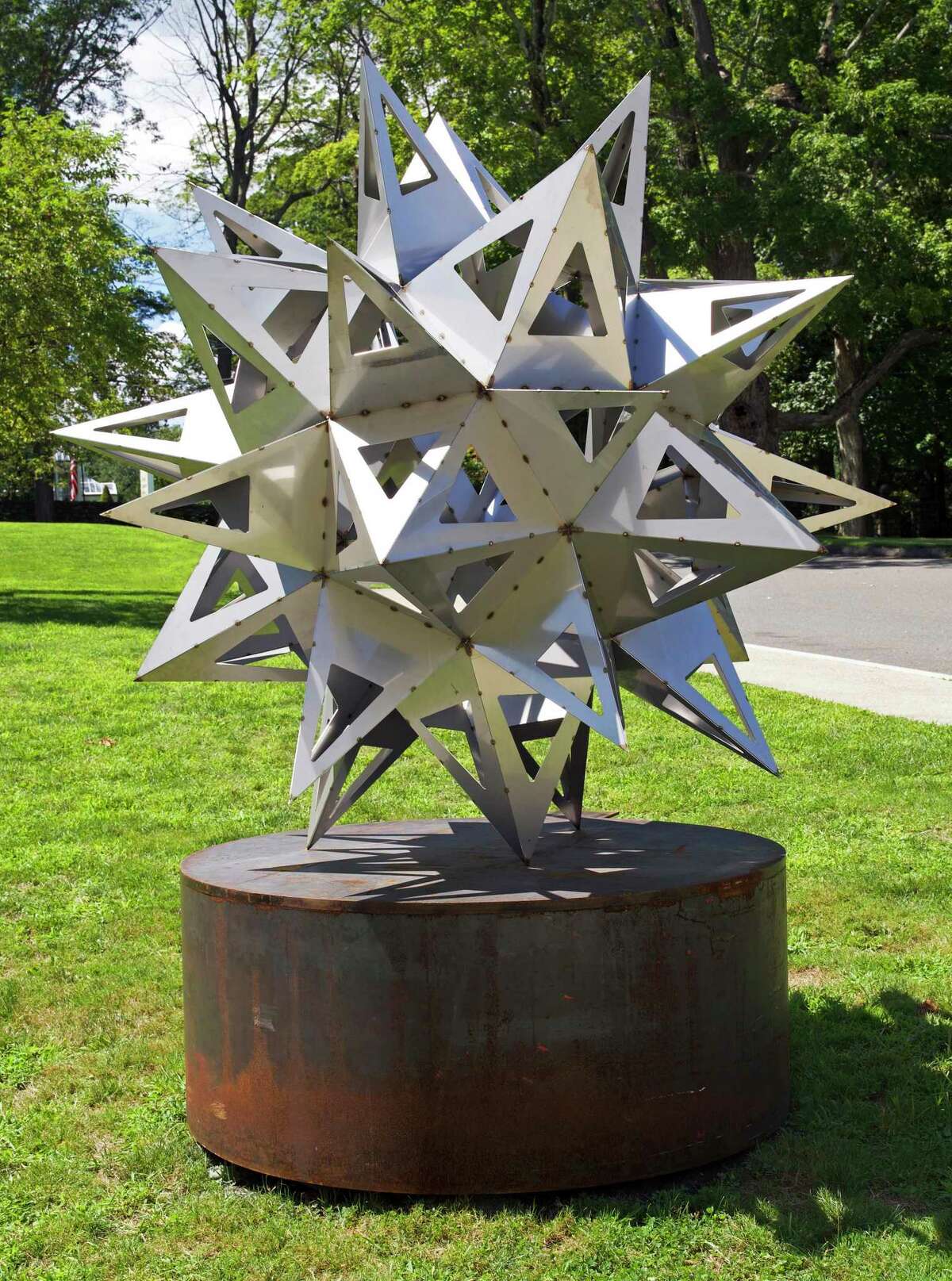 The exhibit “Frank Stella’s Stars, A Survey” at the Aldrich Contemporary Art Museum showcases artwork such as “Jay’s Star.” The show also includes paintings, wall reliefs and painted objects.