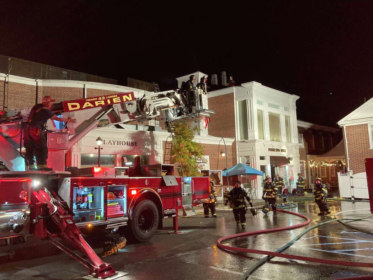 Darien Fire Department responded to a fire at Scena on the Post Road in the restaurant's pizza oven.
