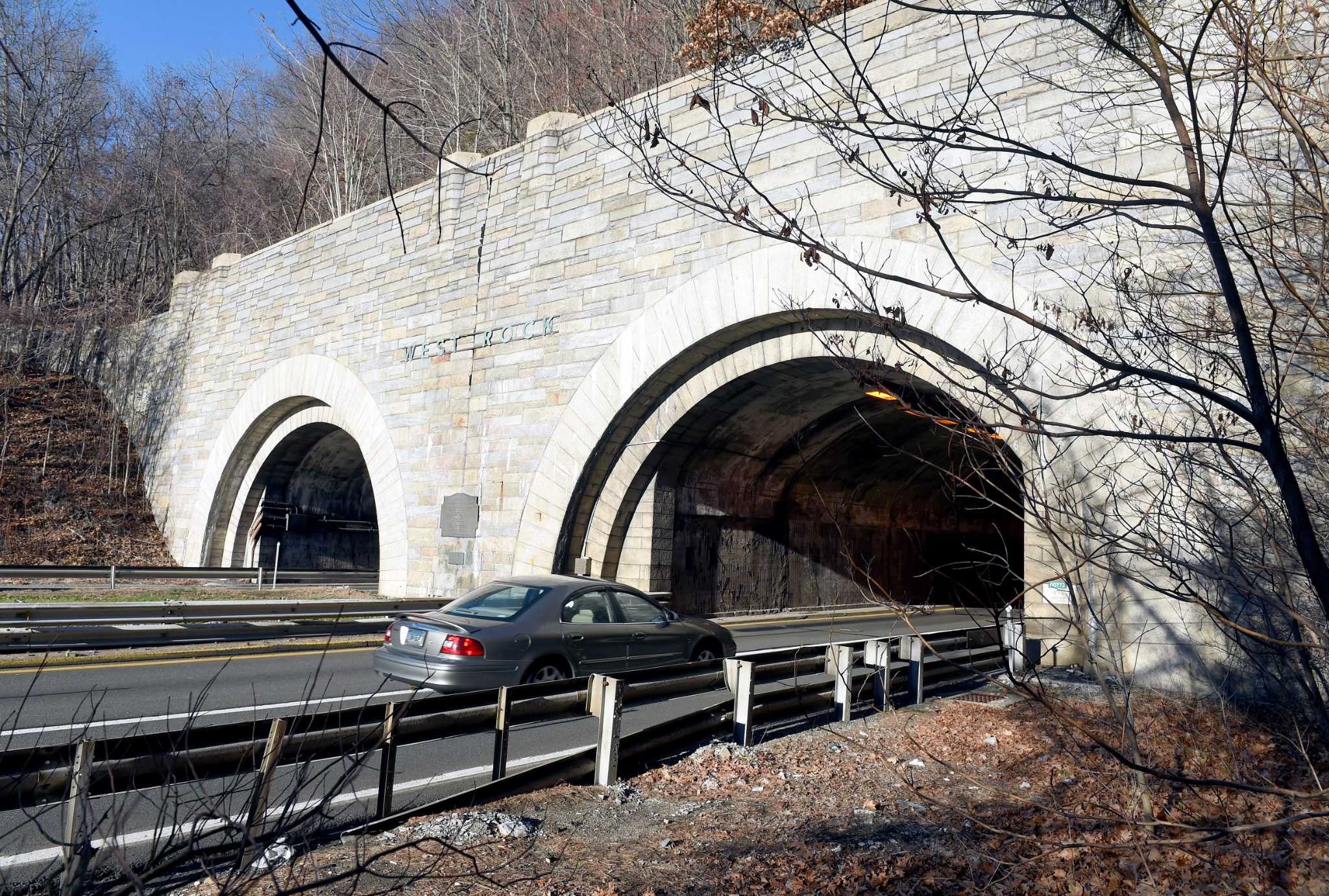 Parts Of Heroes Tunnel On Route 15 To Close At Night New Haven Register