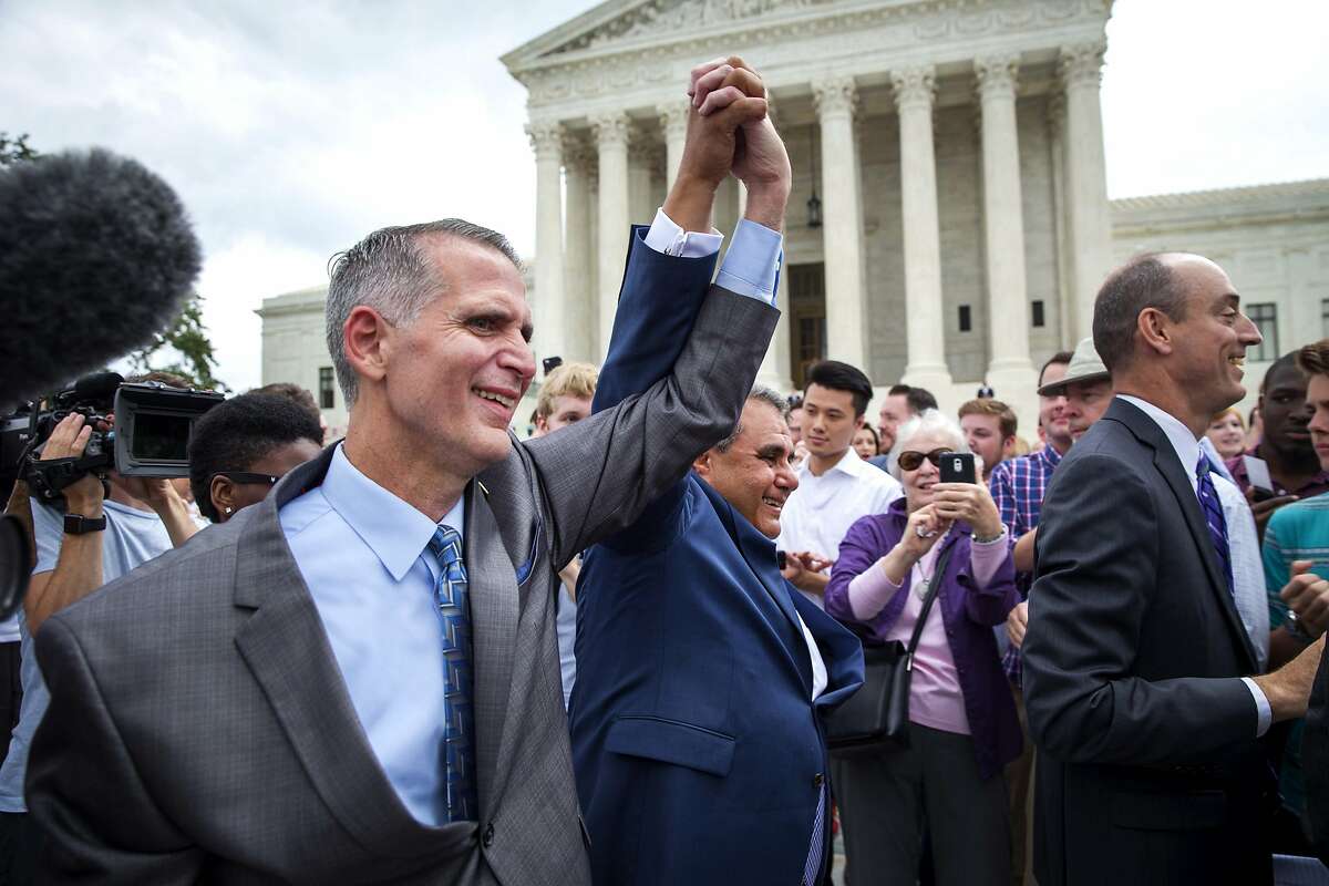 Landmark Supreme Court Decisions - Obergefell v. Hodges - same sex marriage