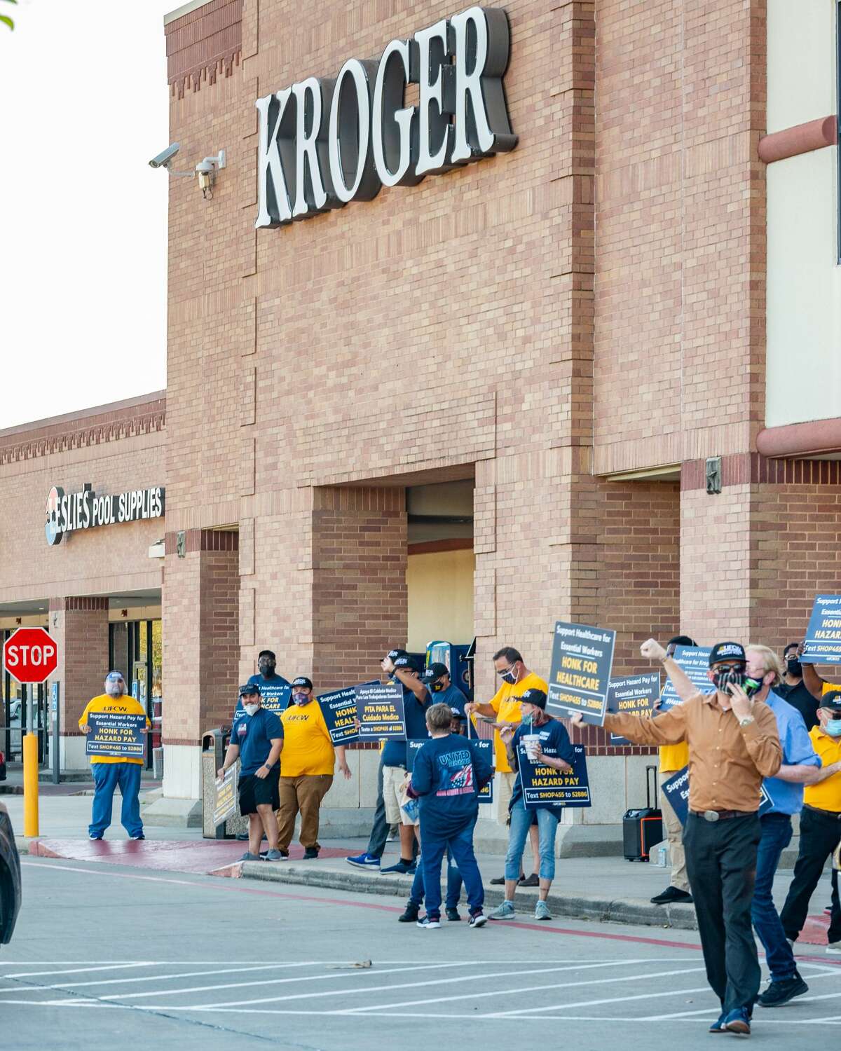 More Kroger protests likely as union negotiations linger