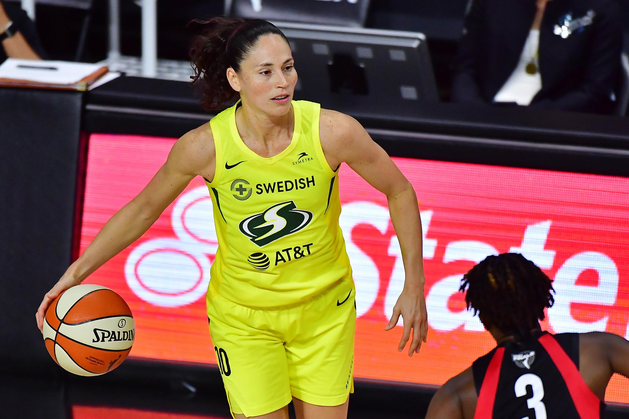 Four-time WNBA champion, league legend Sue Bird re-signs with Seattle Storm