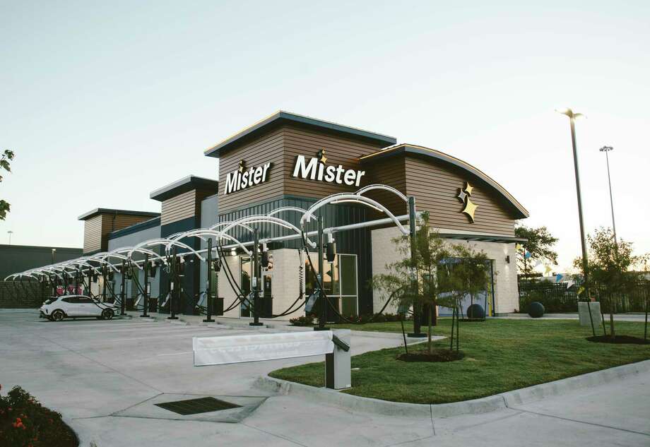 Retail wrap: Mister Car Wash rolls into more Houston ...