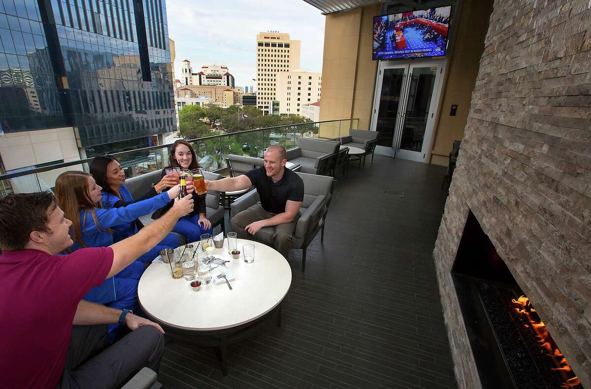 7 Houston restaurants where you can dine with a view