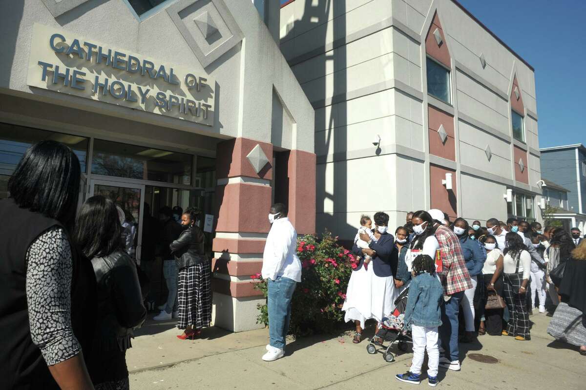 Hundreds attend funeral for Bridgeport shooting victim Nyair Nixon