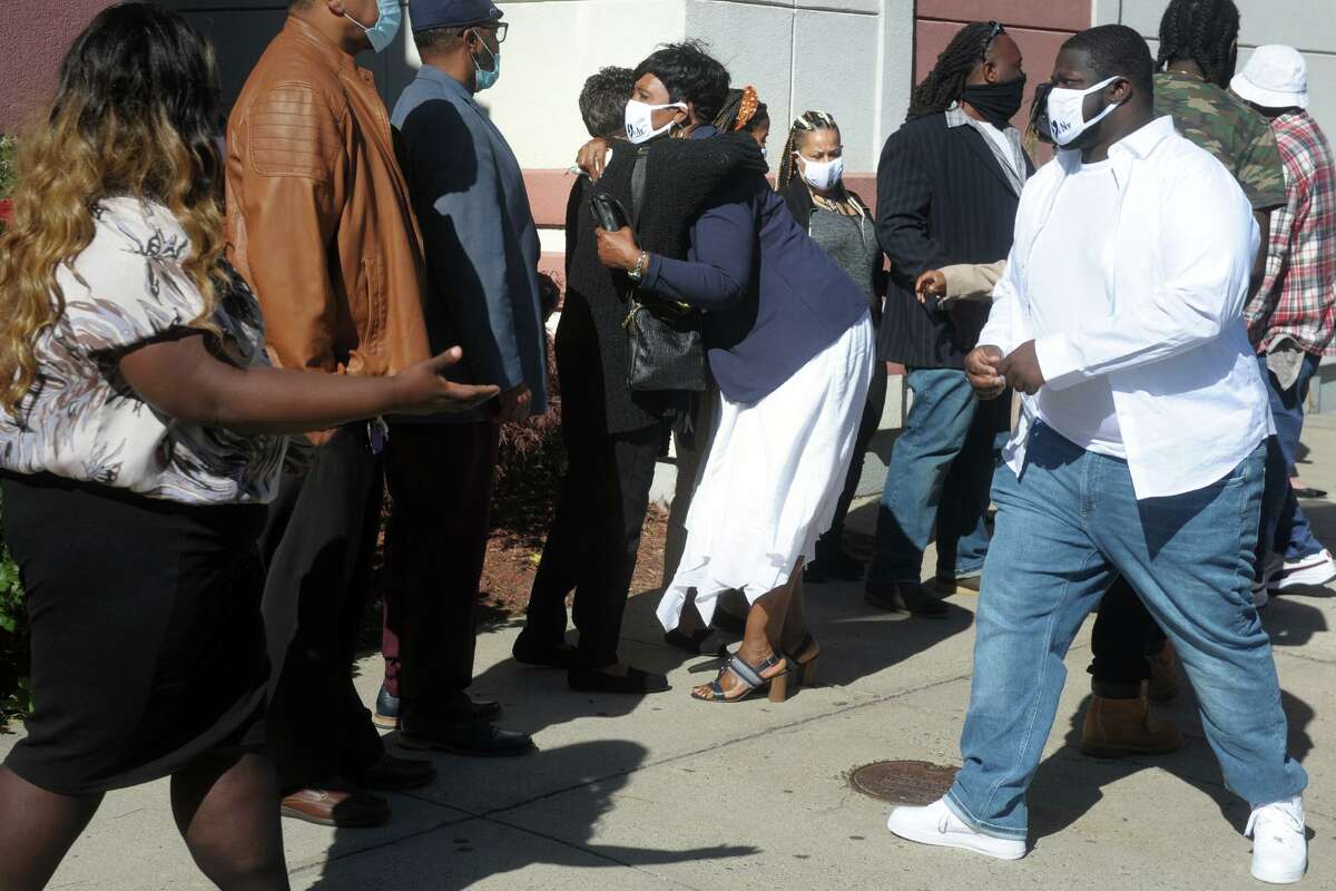 Hundreds attend funeral for Bridgeport shooting victim Nyair Nixon