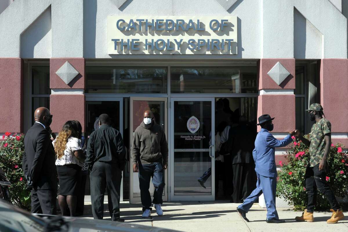 Hundreds attend funeral for Bridgeport shooting victim Nyair Nixon