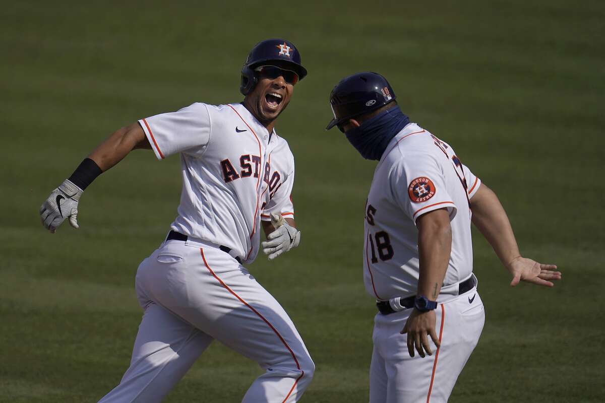 Astros Win ALDS, Josh Reddick Fights Batting Helmet - Baseball