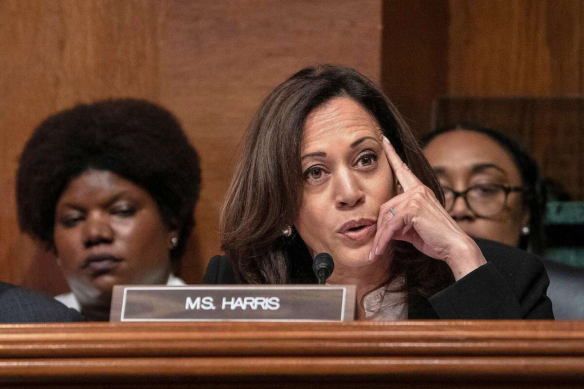 Kamala Harris and Dianne Feinstein Blasted for Using Senate Resolutions to  Congratulate Lakers and Dodgers