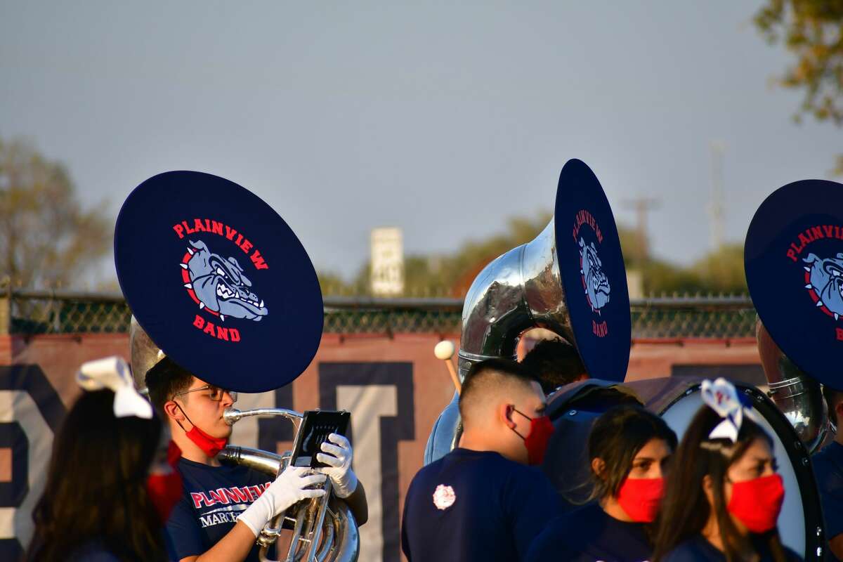 Plainview came back from a 17-point deficit to defeat Lubbock 47-37 on Friday, Oct. 9, 2020 in a non-district high school football game in Greg Sherwood Memorial Bulldog Stadium.