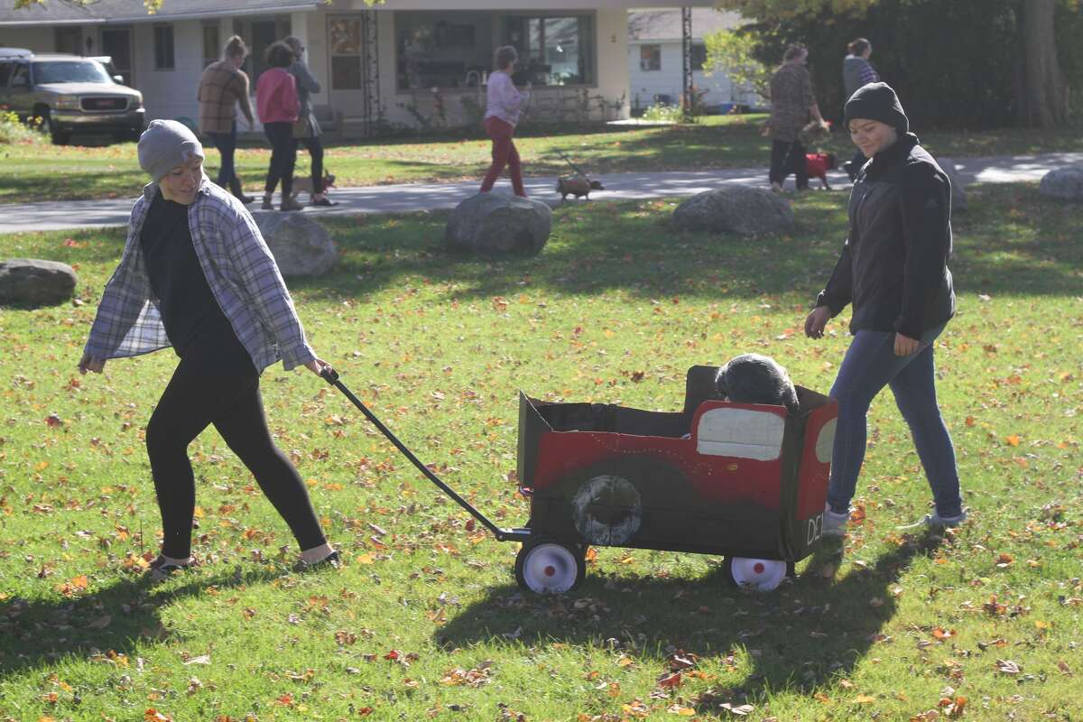 Photos Fall activities entertain Onekama residents, visitors