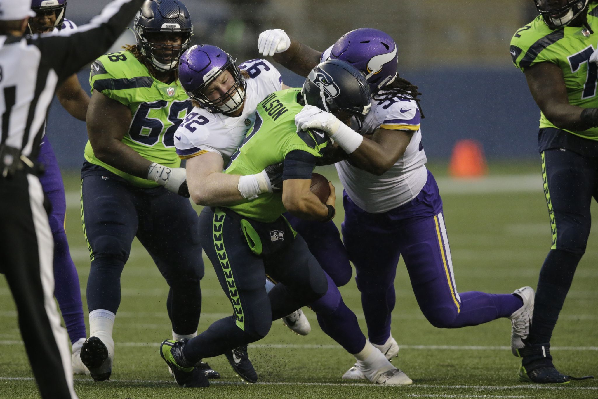 Seattle Seahawks seek their first 5-0 start when they host Vikings