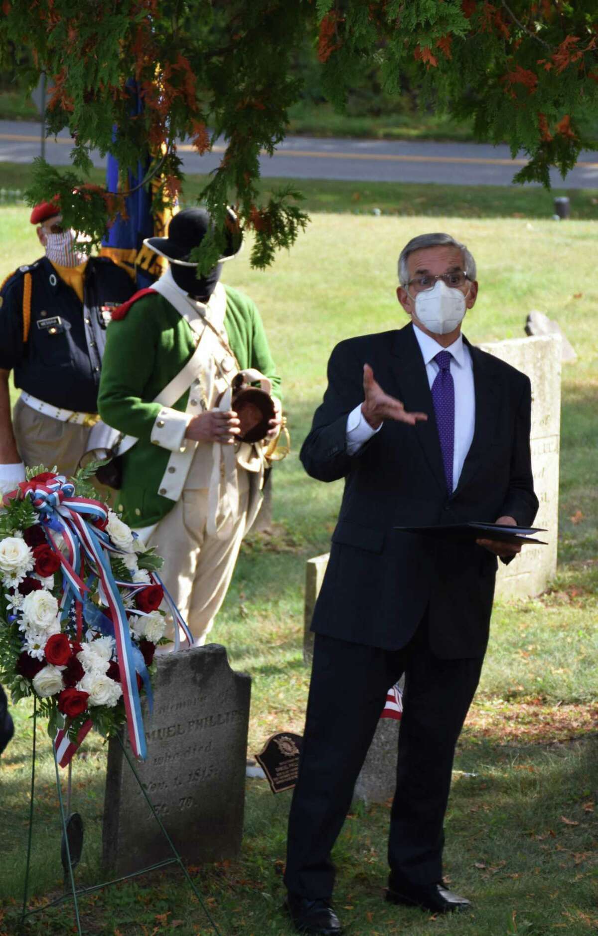 Group honors once 'forgotten' Revolutionary War soldiers ...