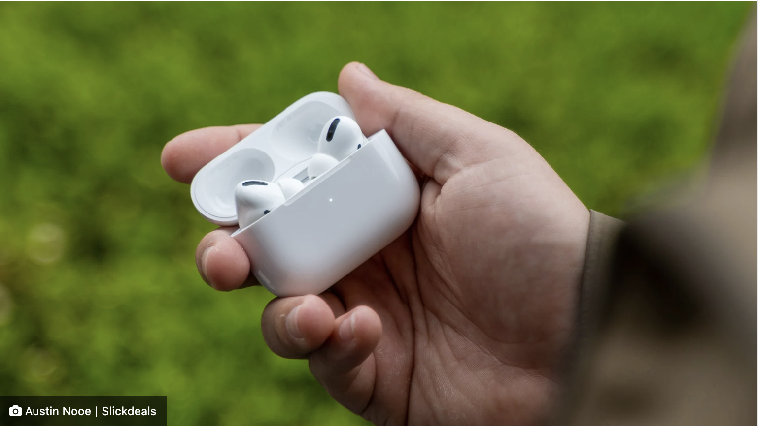 amazon-has-the-best-price-on-airpods-pro-right-now