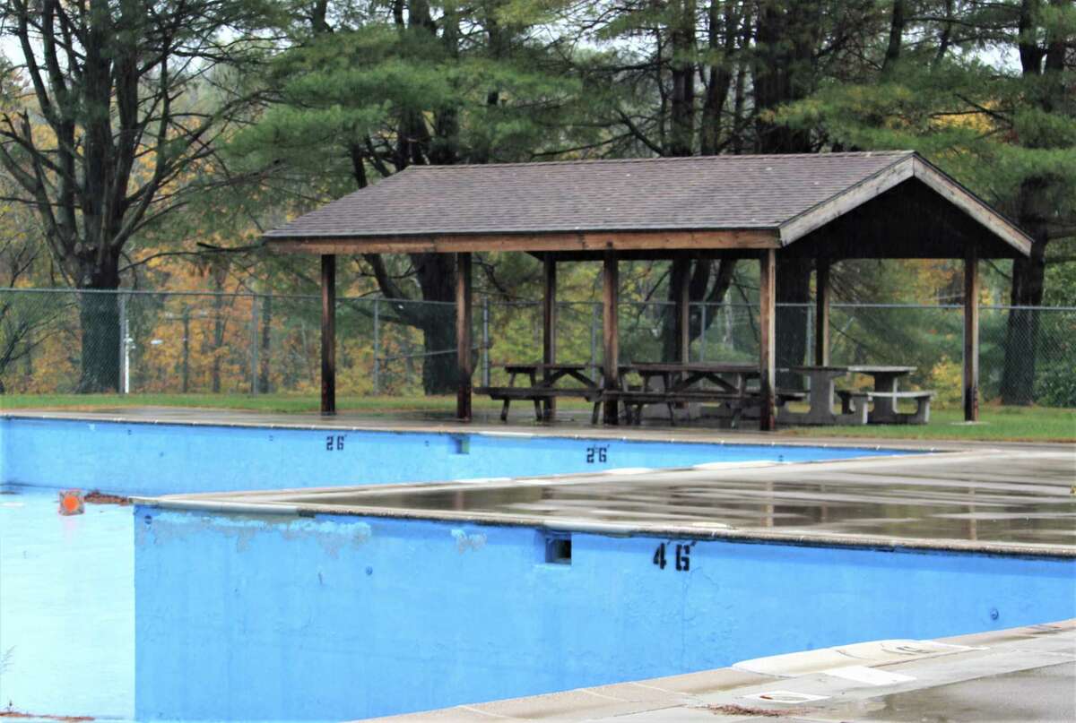 Excitement builds for 2M Middletown Veterans Pool project