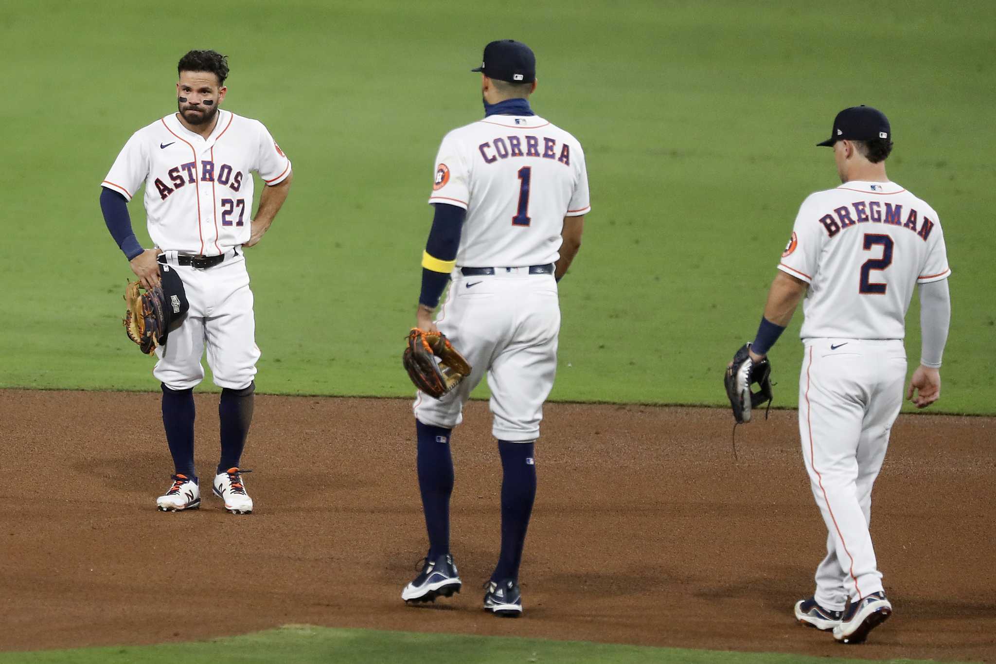 War of words over Astros cheating scandal now involves partial