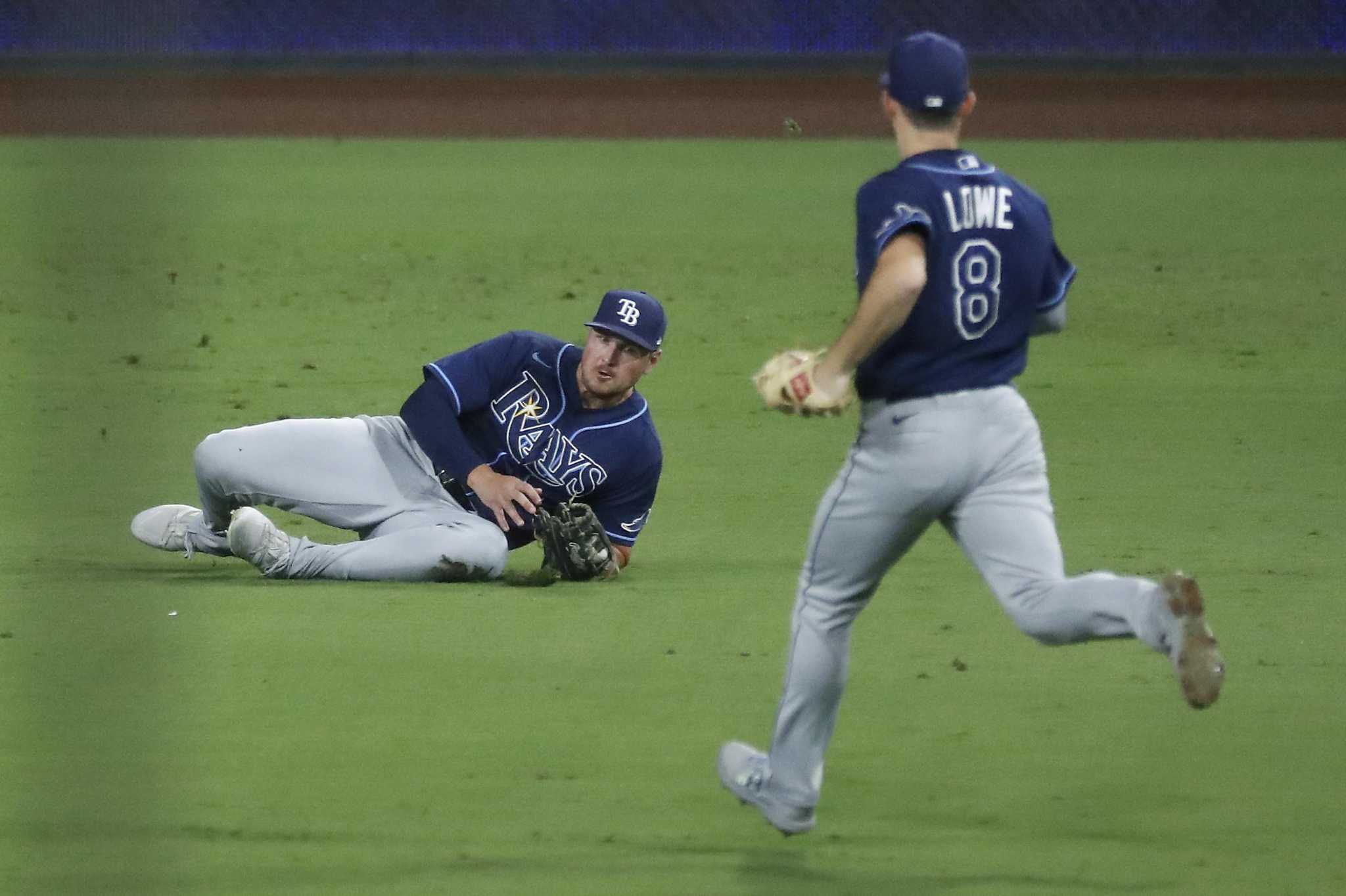 Astros outfield excites with stellar gloves all around