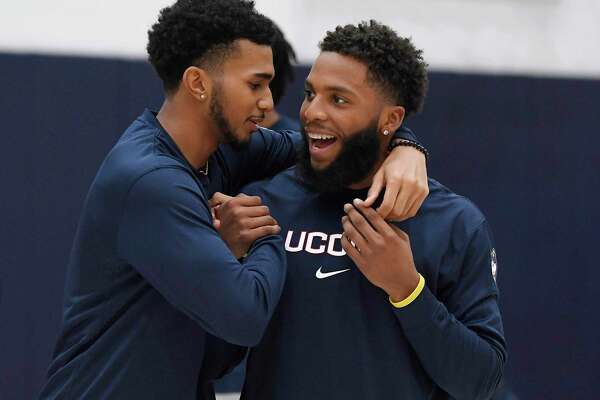 connecticut huskies men's basketball roster