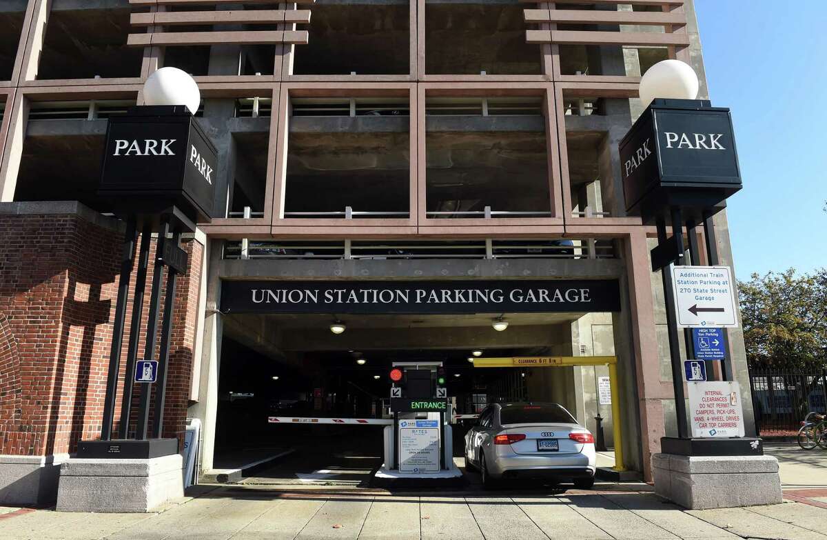parking near union station new haven