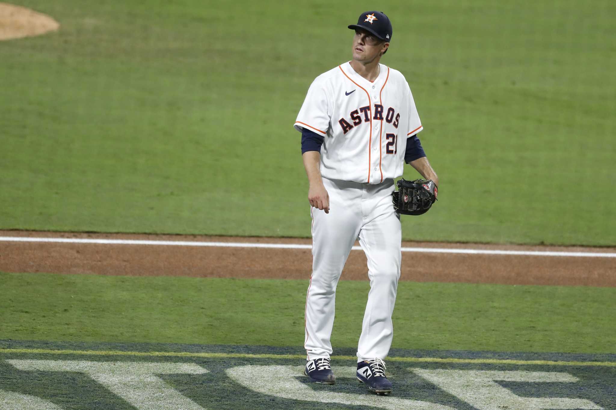 Astros' Zack Greinke guts way through four World Series innings in