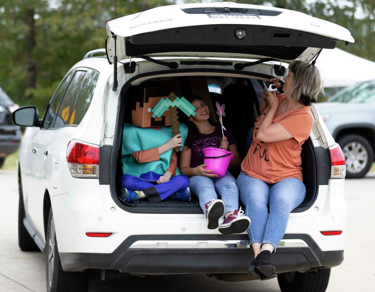 Halloween events in Montgomery County trunk or treat, Margaritaville