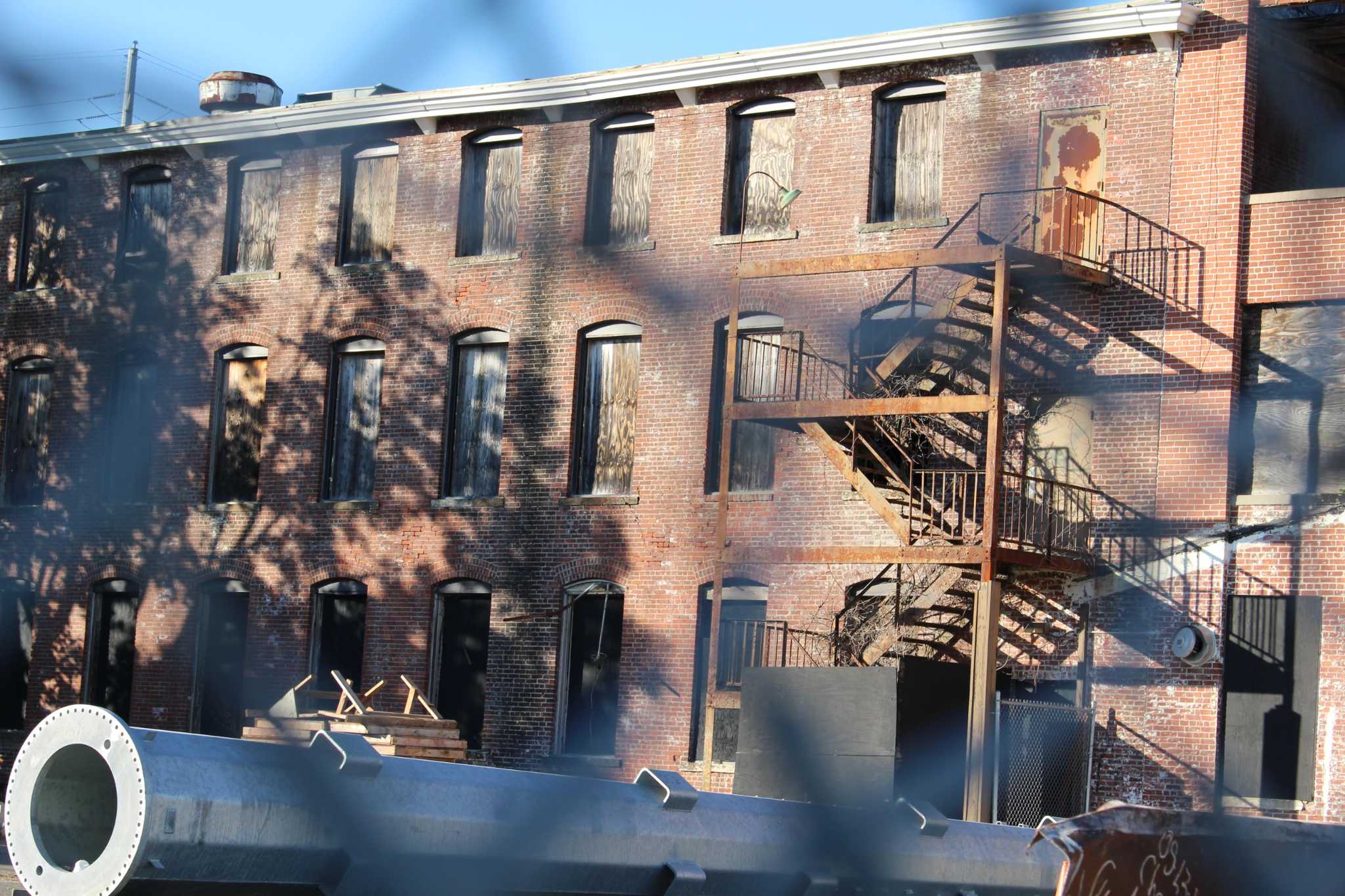 Stamford preservationists oppose destruction of typewriter, razor factory