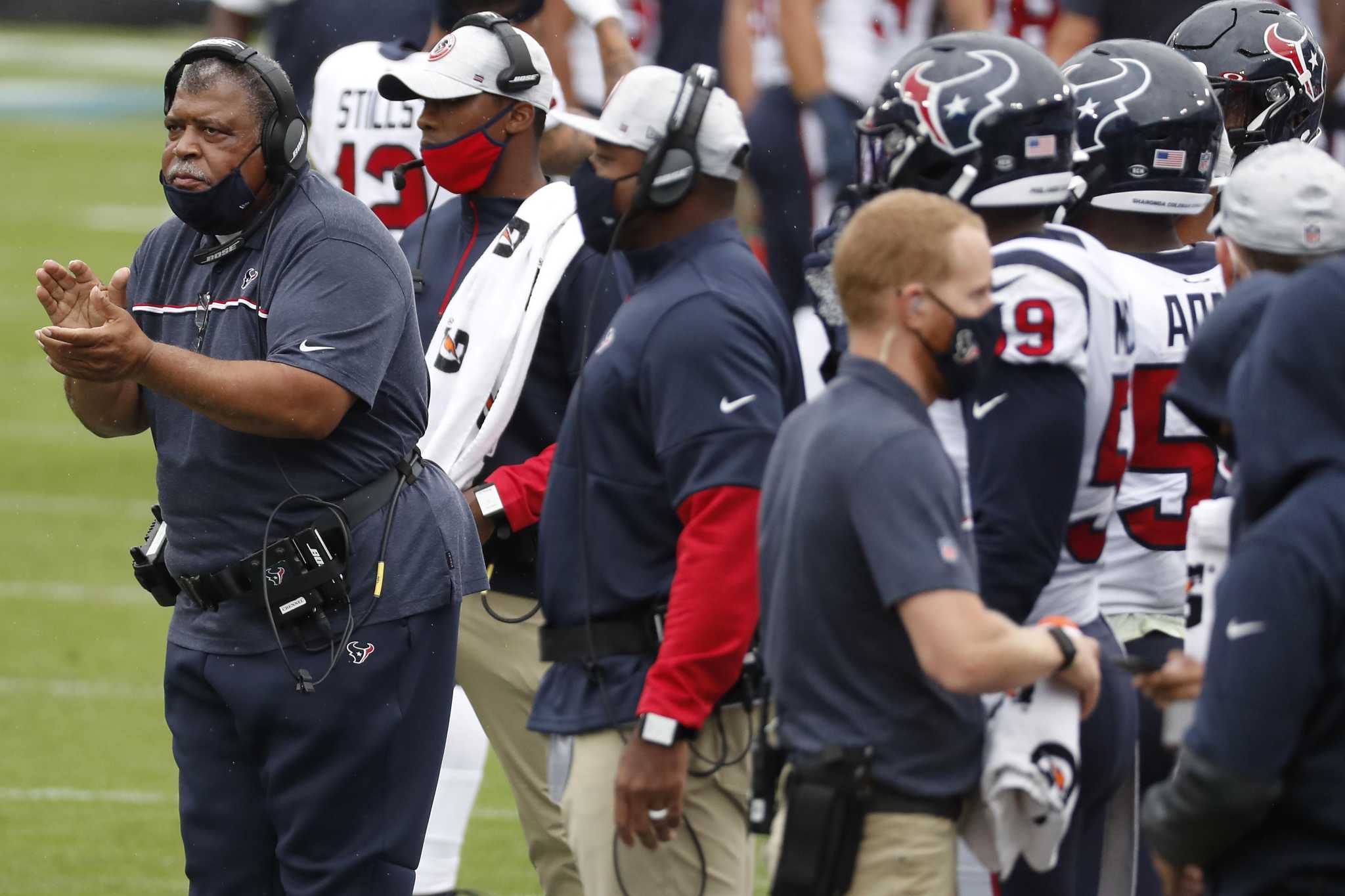 Texans' Romeo Crennel: 'I'm not looking to trade anybody'