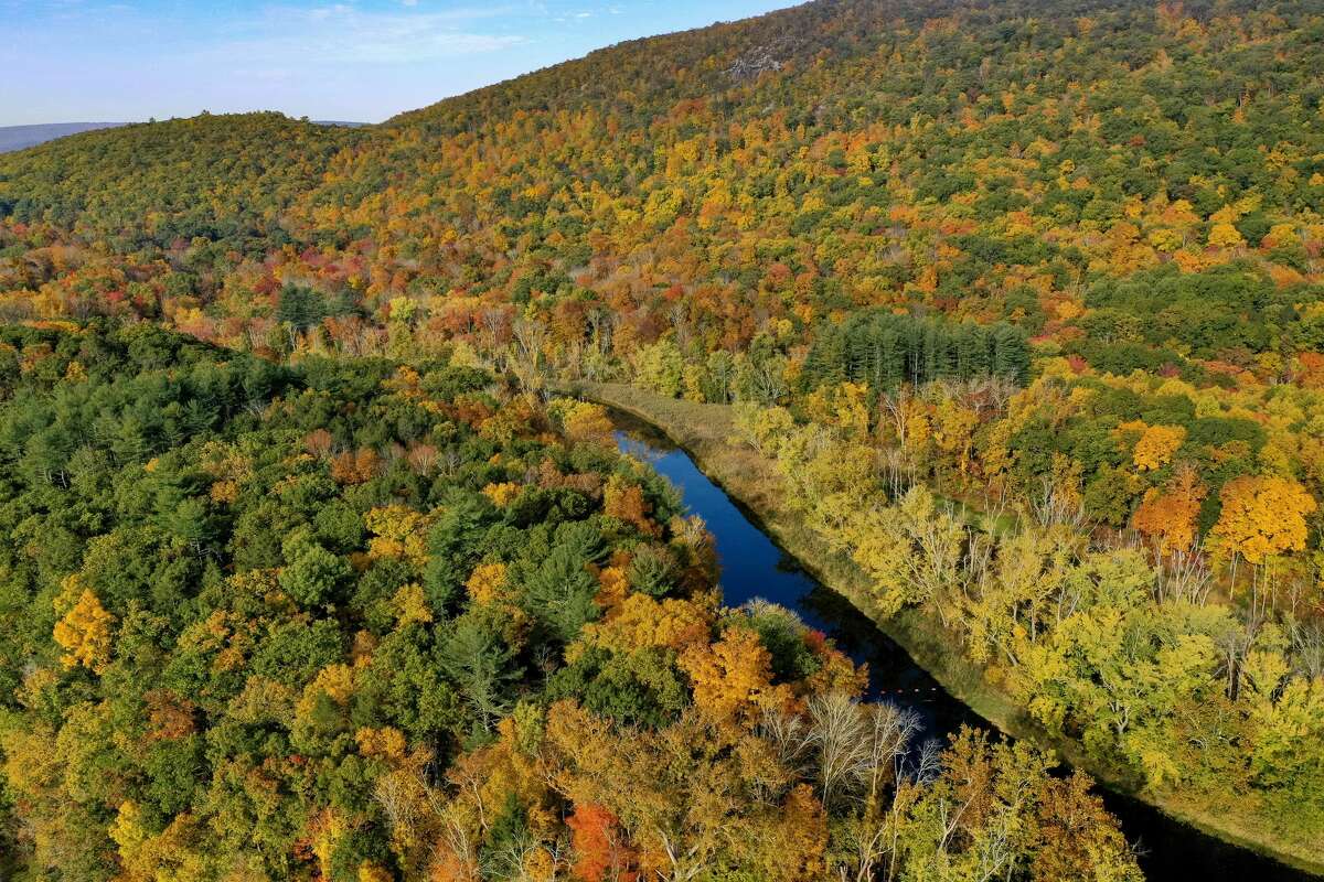 Connecticut Releases Official Peak Foliage Times For Fall 2021