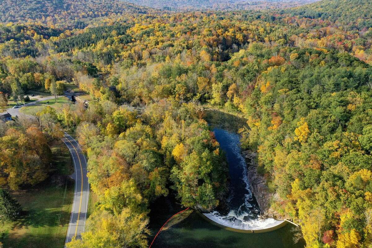 Connecticut Releases Official Peak Foliage Times For Fall 2021