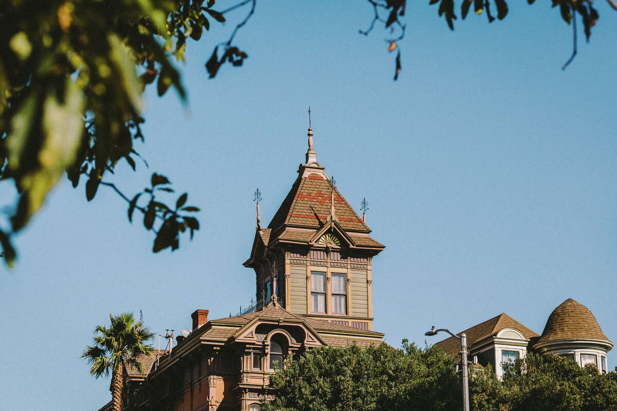 Standing proud in one corner of Alamo Square, the 12-bedroom William Westerfeld House overlooks the entire city from its famous tower.