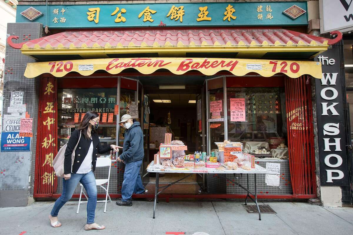 Loyal customers sustain SF Chinatown's oldest bakery during COVID-19