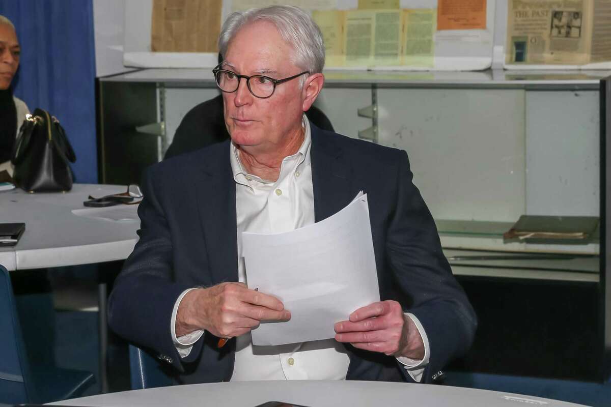 Galveston interim Mayor Brown seeks to stave off challenges from ex