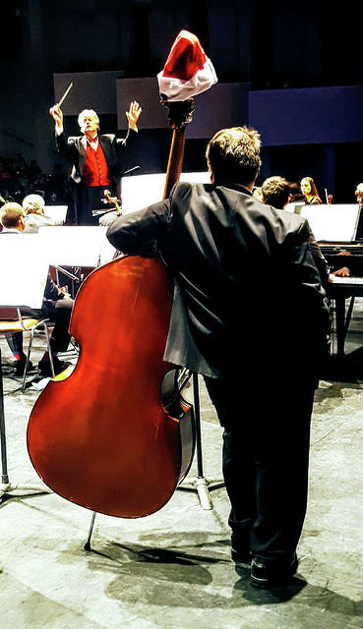 Alton Symphony Orchestra’s Maestro Wm. Shane Williams cues the orchestra.