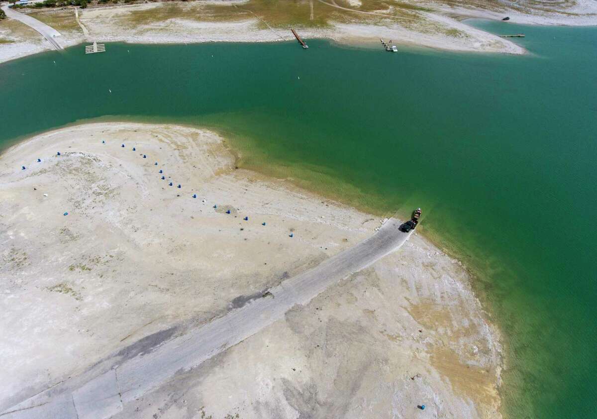 Remember when Medina Lake looked like a big puddle? It’s headed that way.