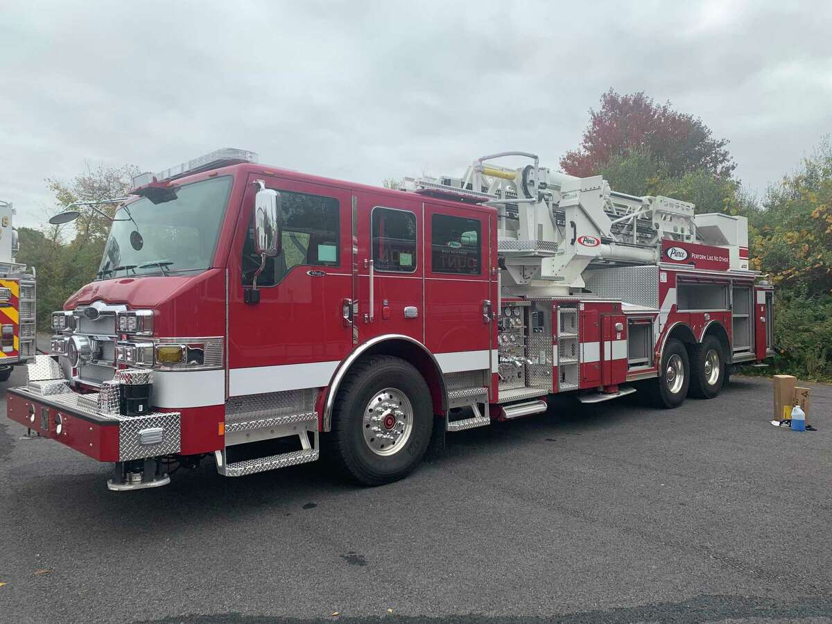 Shelton has purchased a 2020 Pierce Ascendant 100-foot aerial tower for $1.35 million from Pierce Manufacturing.