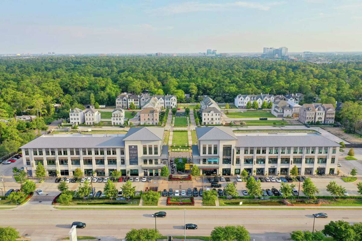 Midway’s Memorial Green development at 12525 Memorial Drive is almost fully leased after three companies founded by Loren Cook leased offices totaling more than 8,900 square feet. The project contains offices, shops and restaurants and single-family homes.
