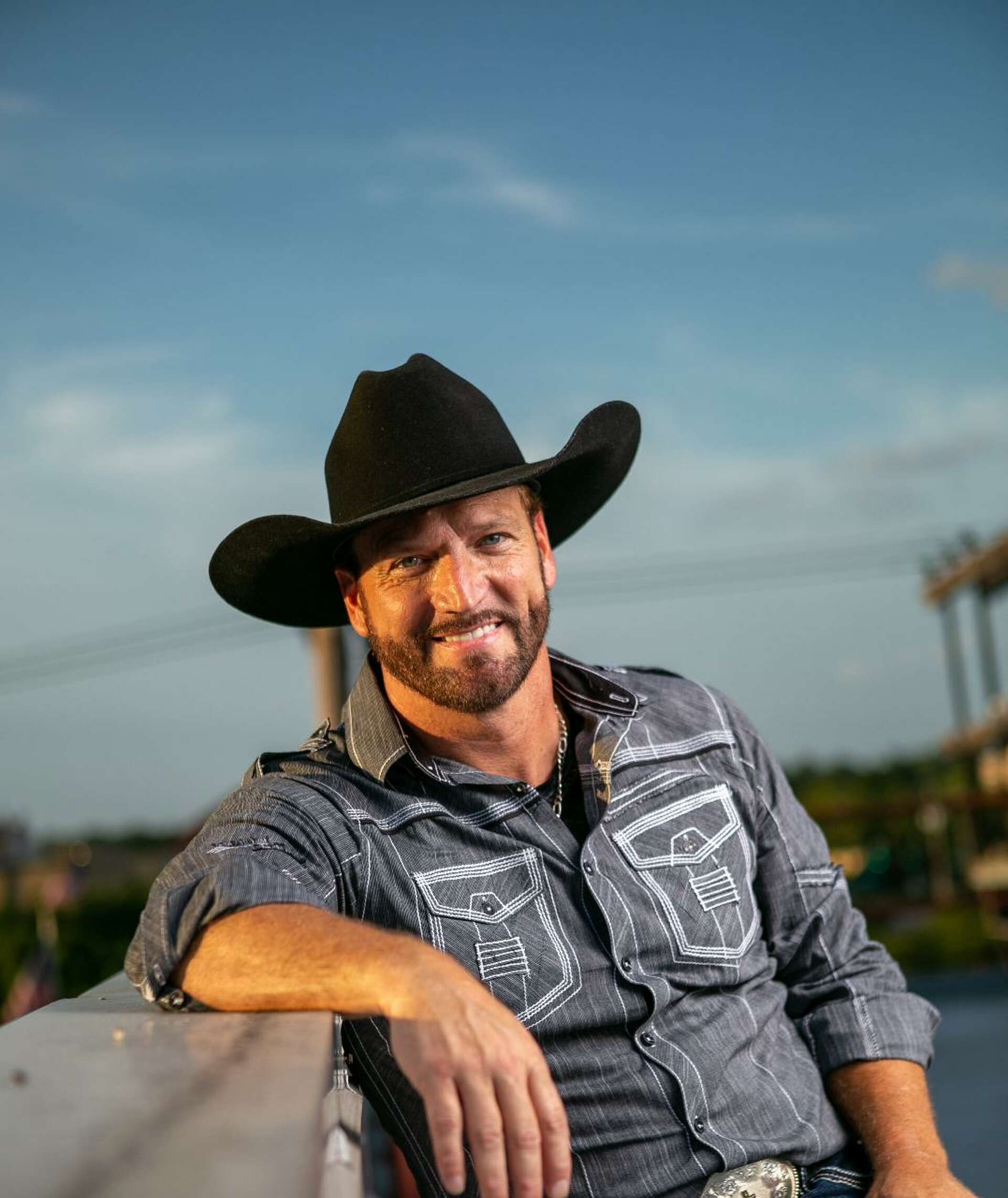 Darrin Morris Band releases sexy new single 'I Will'