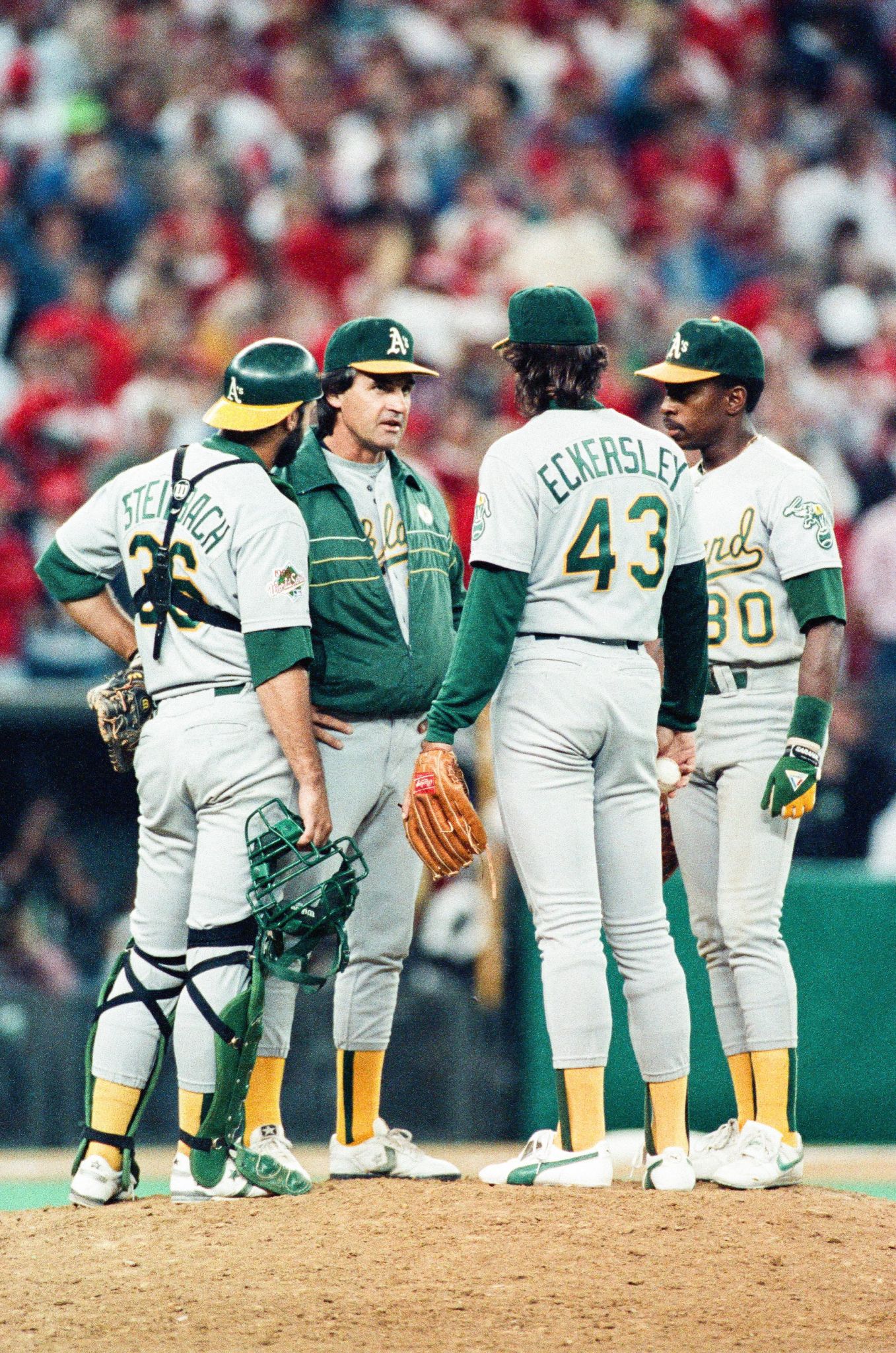 1990 World Series Game #4: Reds at A's 