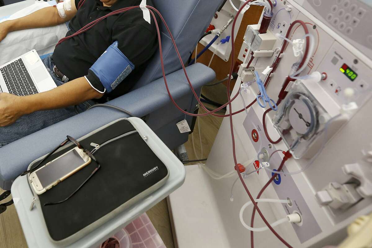 Proposition 23 would require a doctor or highly trained nurse at each of the state's 600 dialysis clinics whenever patients are being treated to improve patient care.