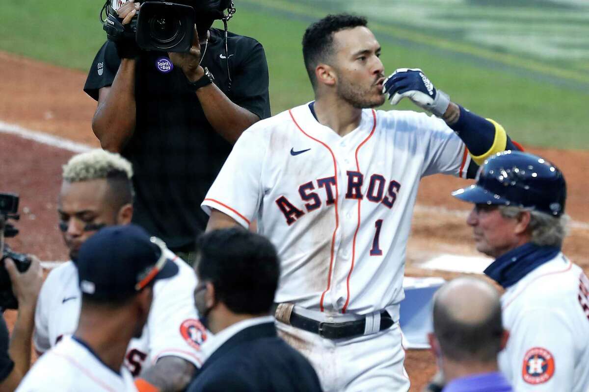 Astros avoid arbitration with Carlos Correa, settle on 2021 salary