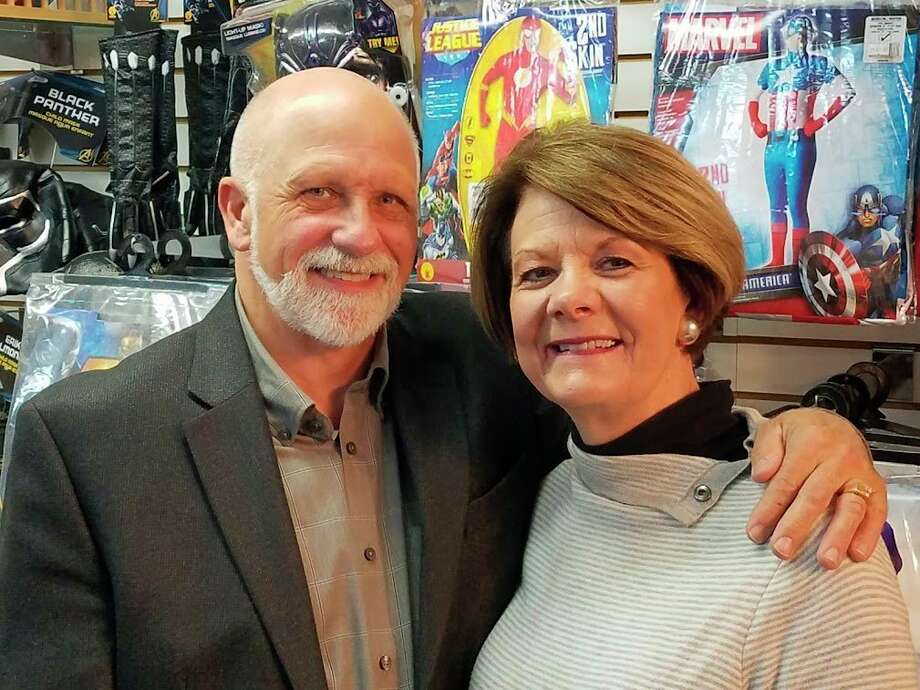 Edward Morris and Sue MacKellar of Paper Moon. (Photo by Ron Beacom)