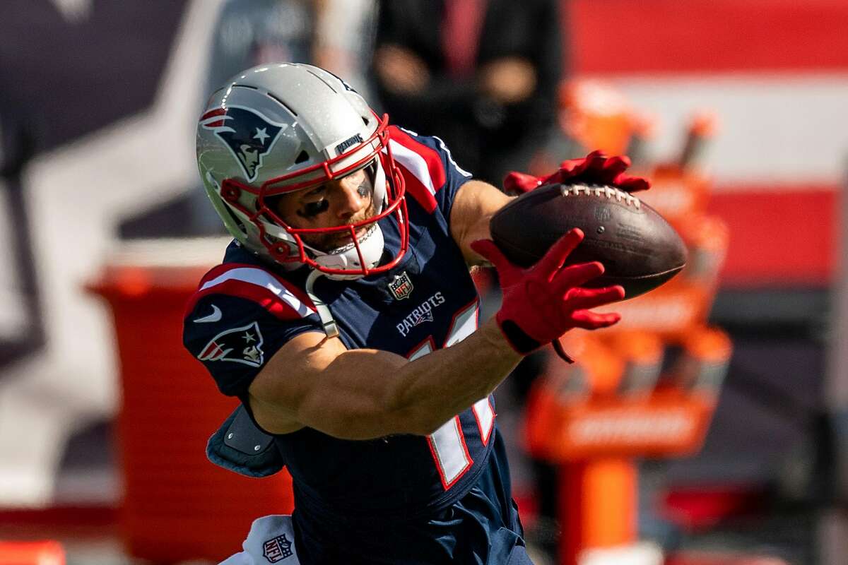 FOXBOROUGH, MA - OCTOBER 18: Julian Edelman #11 of the New England Patriots warms up before a game against the Denver Broncos at Gillette Stadium on October 18, 2020 in Foxborough, Massachusetts. (Photo by Billie Weiss/Getty Images)