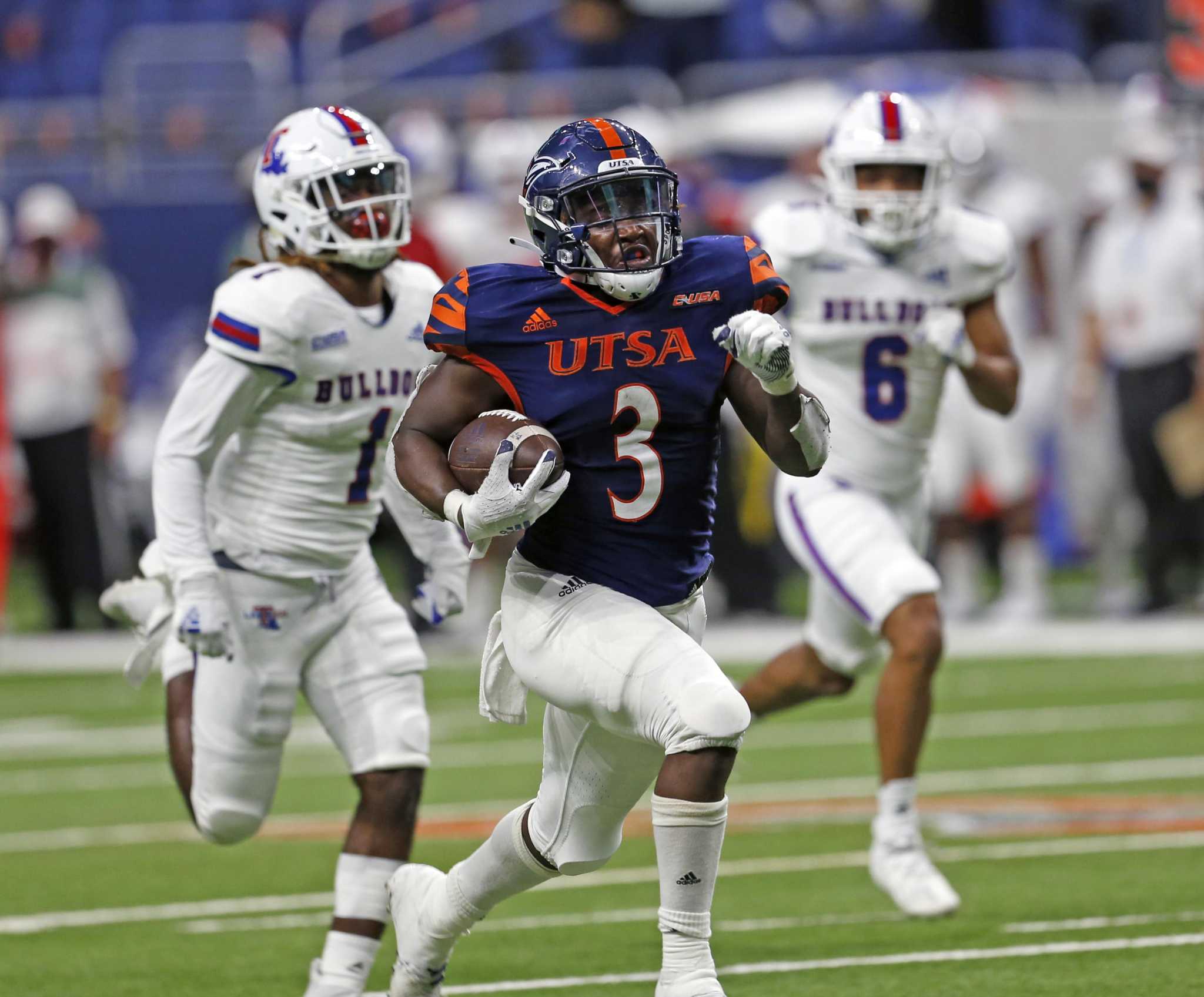 UTSA football standout Sincere McCormick will declare for the NFL
