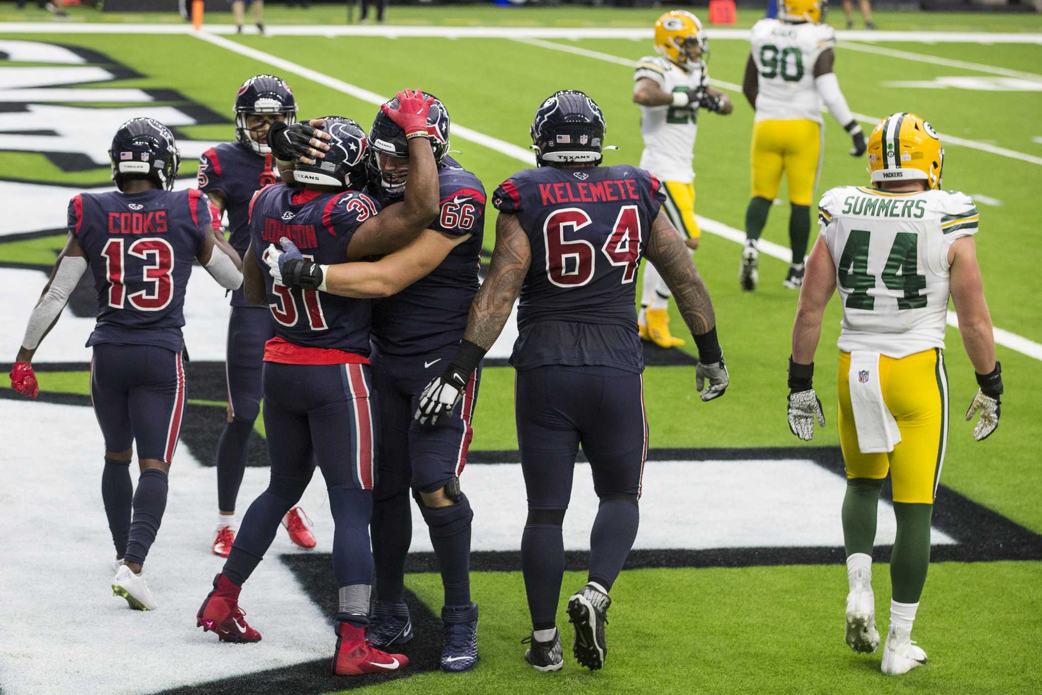 Texans' Bradley Roby injures knee, 'nothing major'